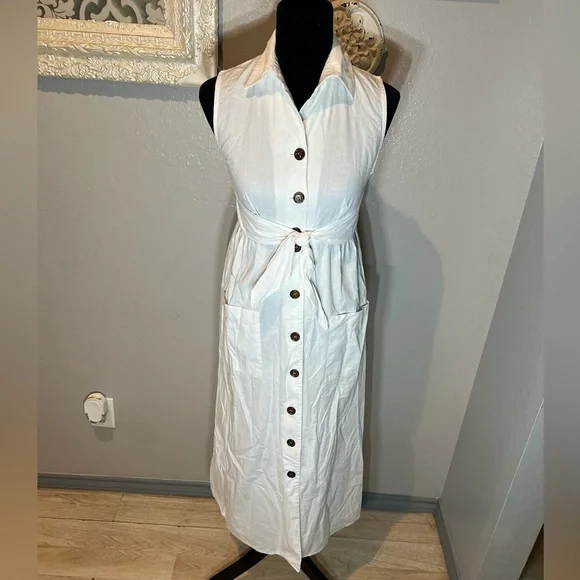 Rabbit Rabbit Rabbit White Button-Front Maxi Dress - Picture 9 of 15